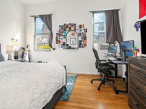 5th image of 247 W 63rd St Ph A