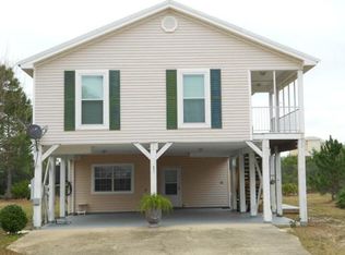 692 Gulf Way Dr, Gulf Shores, AL 36542