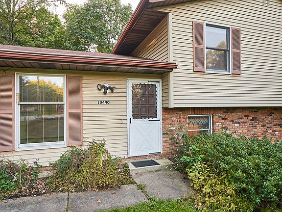 2nd image of 10440 Mardon Ct