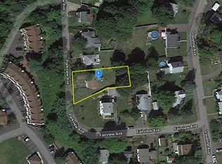 60 Parkview Ave, Meriden, CT 06451