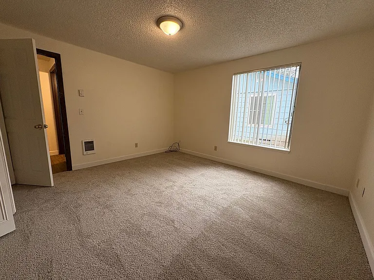 #270 WINDSOR ISLAND ESTATES — Photo 25