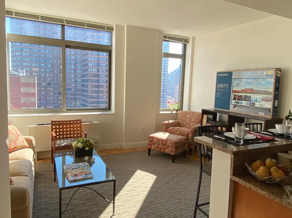 1500 Lexington Avenue 17G image 1 of 22