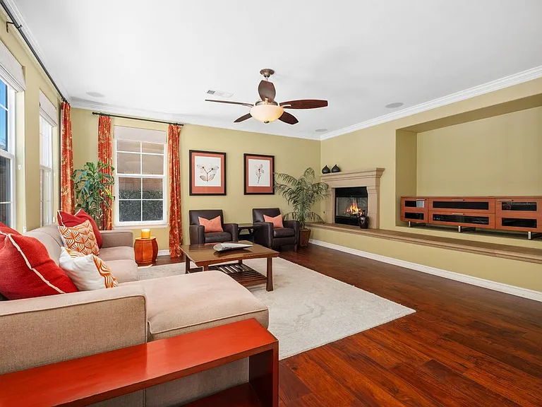 16618 Honeybee Dr — Photo 17