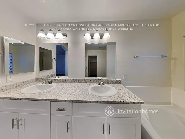 25826 N 65th Ave — Photo 14