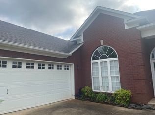 14606 Eva Cir, Athens, AL 35613
