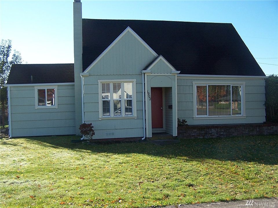 1st image of 1902 2nd St