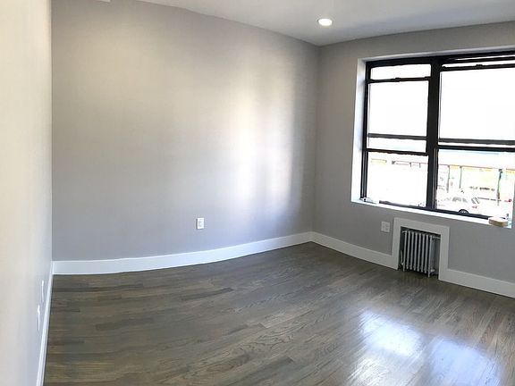 4th image of 603 W 185th St #2A