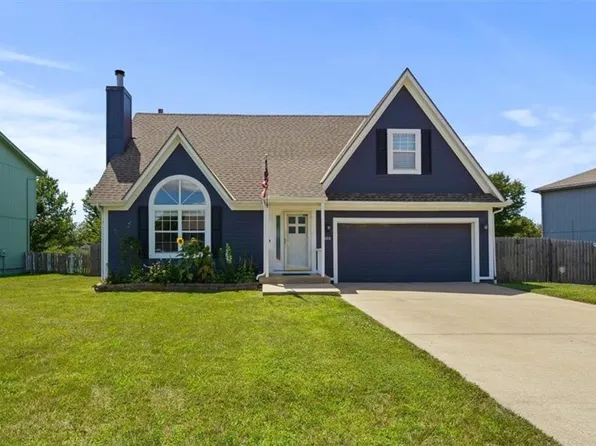 17320 S Agnes St, Gardner, KS 66030