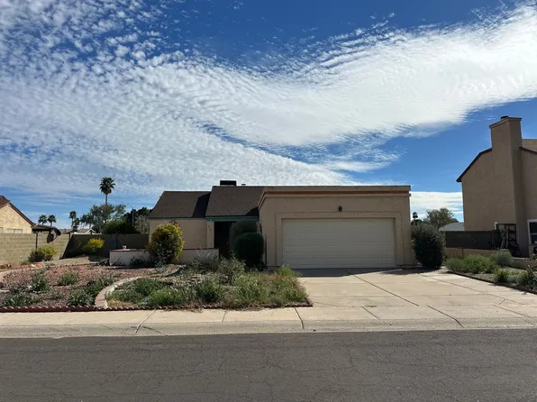 6121 W Maui Ln, Glendale, AZ 85306