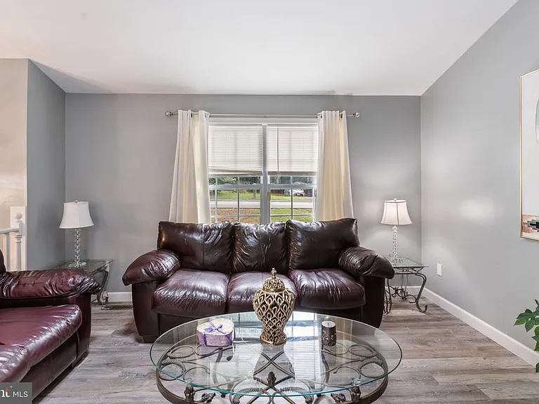 12258 Catalina Dr — Photo 9