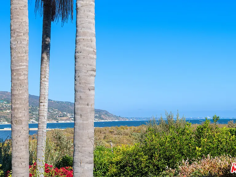 23351 Malibu Colony Rd #108A — Photo 20