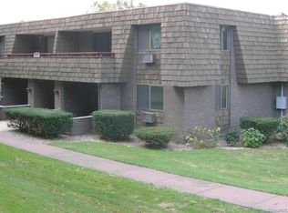 64 Oxbow Dr APT A1, Glastonbury, CT 06033
