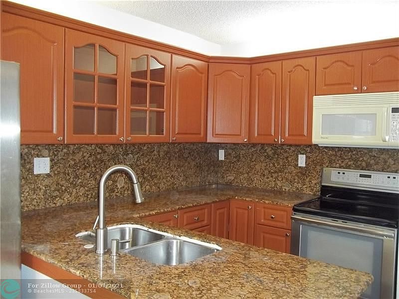 1st image of 2701 Riverside Dr APT 414-B