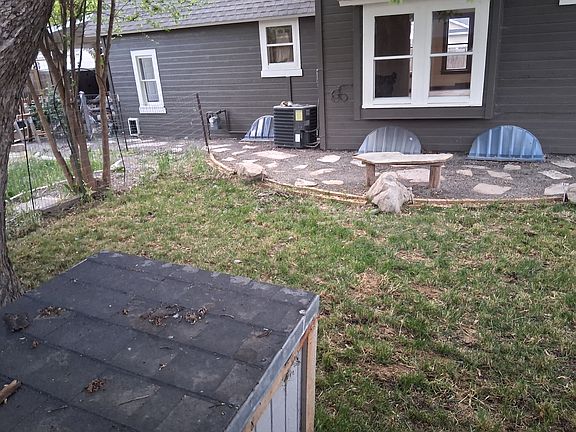 3rd image of 2507 S Canyon St