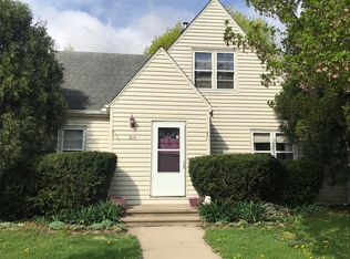 819 N Dixon Ave, Dixon, IL 61021