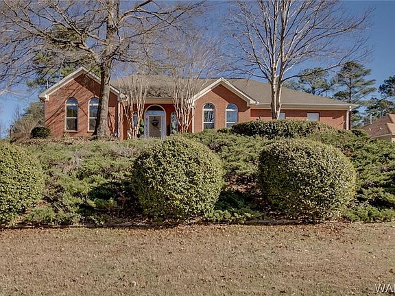 3rd image of 5109 Oak Way