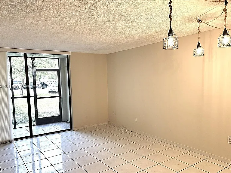 8035 SW 107th Ave #110 — Photo 3