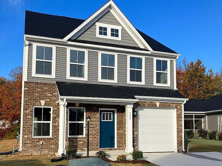 317 Egret Ct — Photo 1