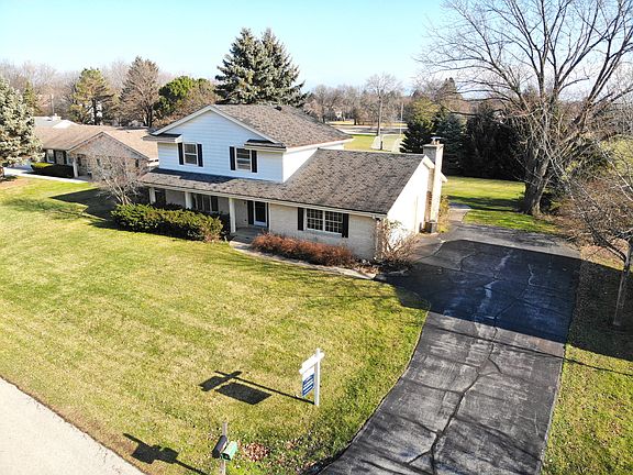 3rd image of 7038 N Braeburn Ln
