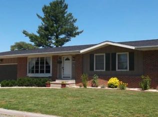 600 Hall Dr, South Jacksonville, IL 62650