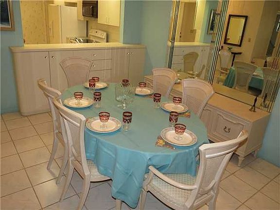 Home For Sale In Palm Chase Lakes