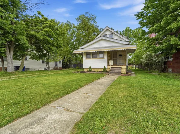 18613 Pawnee Ave, Cleveland, OH 44119