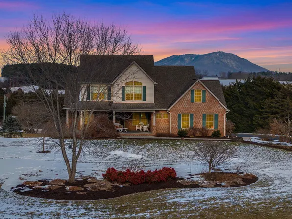 5233 Artillery Rd, Port Republic, VA 24471