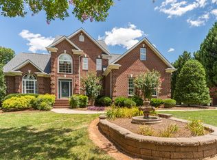 806 Pine Forest Rd, Charlotte, NC 28214