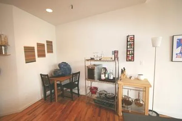 Rented by Corcoran | media 70