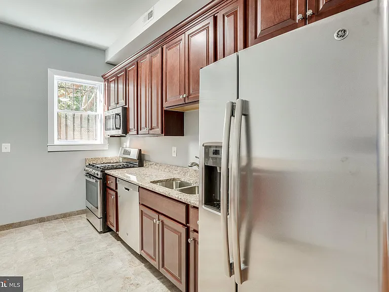 606 Q St NW — Photo 16