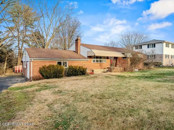 4 Frederick Dr, Conyngham, PA 18219