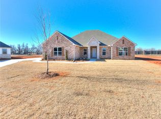 2713 Palazzo Cir, Yukon, OK 73099