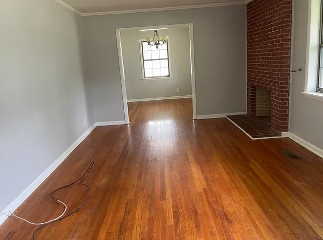 2301 Brown St — Photo 2