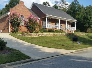 4414 Hunter Oaks Ct, High Point, NC 27265