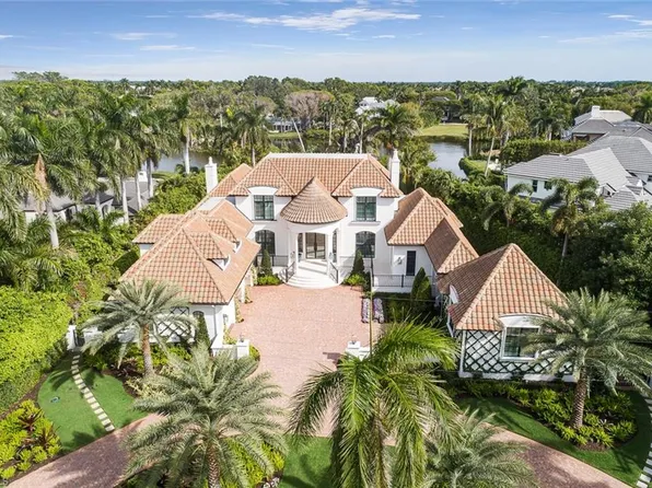 2595 Half Moon Walk, Naples, FL 34102