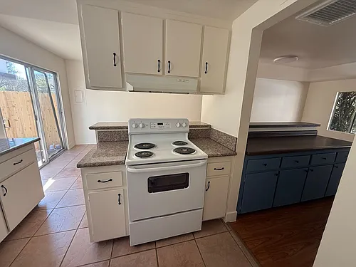 725-731 W Duarte Rd Photo 1