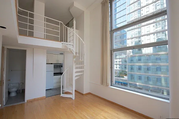 Rented by Kimiko Matsumoto, LREB | media 12