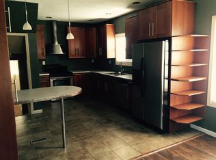 420 School St, Springdale, PA 15144