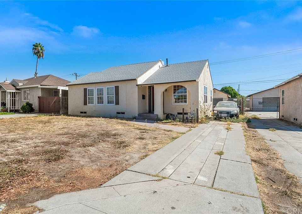 1st image of 8819 Emerald Ave