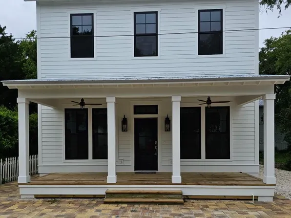 1002 San Fernando St, Fernandina Beach, FL 32034