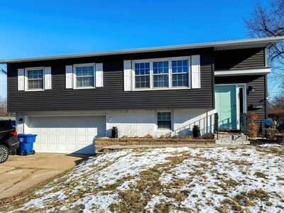 4733 Western Ave, Davenport, IA, 52806