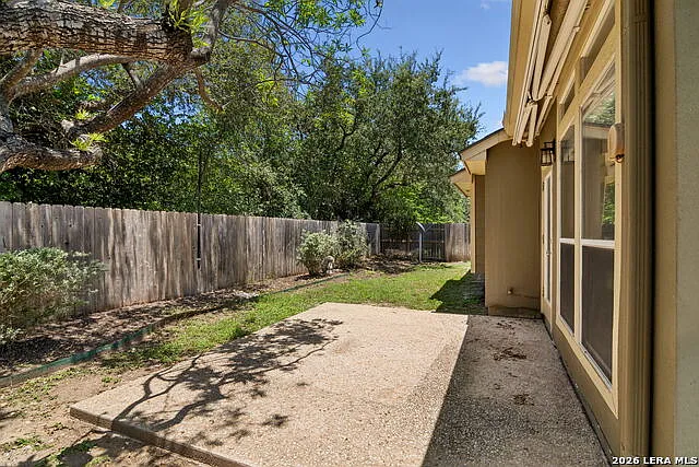 1303 Bluff Frst — Photo 31