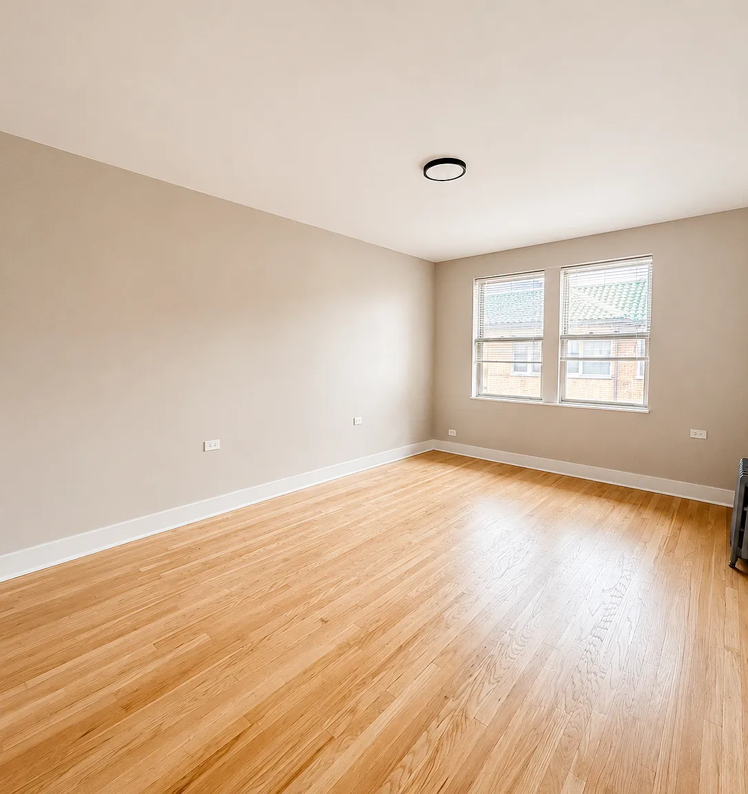 7516-24 N Seeley Ave - 7520-1E — Photo 1