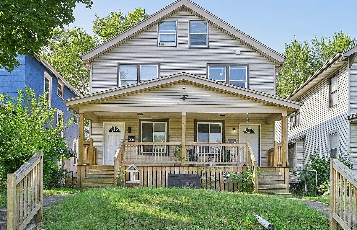3 bed, 1400 sqft, $1,700 — Photo 1