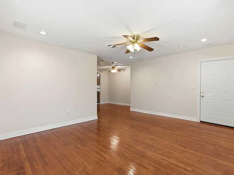2513 Shakespeare St #3 — Photo 16