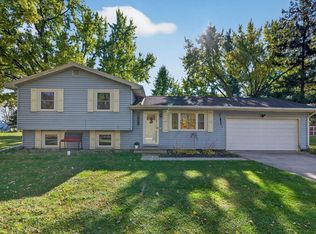 17746 Hartman St, South Bend, IN 46614