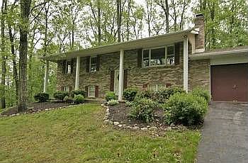2nd image of 691 Lake Dr