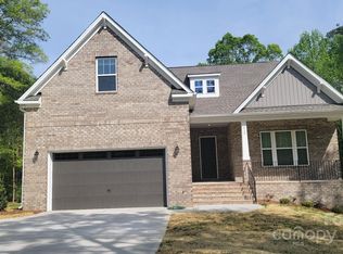 412 Riddle Mill Rd, Clover, SC 29710