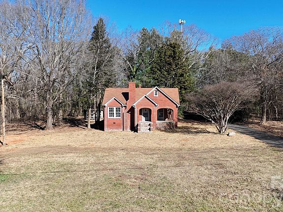 4th image of 5724 Mooresville Rd