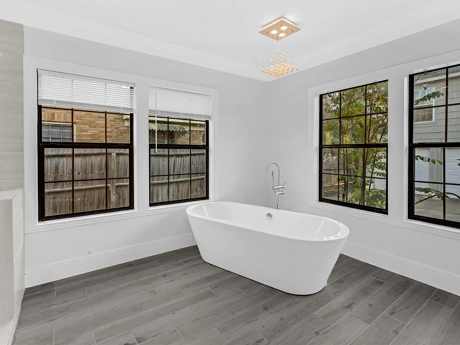 2 bed, 1.0 bath, 800 sqft, $1,849 — Photo 3